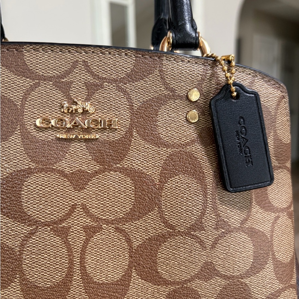 Coach Mini Lillie Carryall In Signature Canvas & Leather Chain Khaki Brown. - Picture 5 of 14